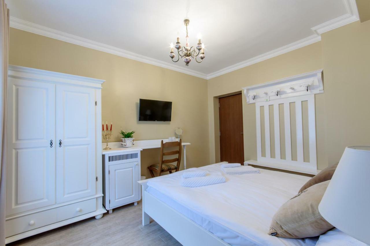 Williams House Hotel Hunedoara Luaran gambar